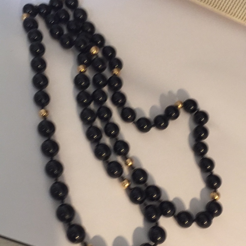 Onyx & 14k bead necklace